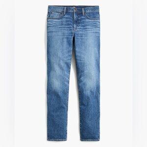 J crew Athletic slim-fit jean size 33/30